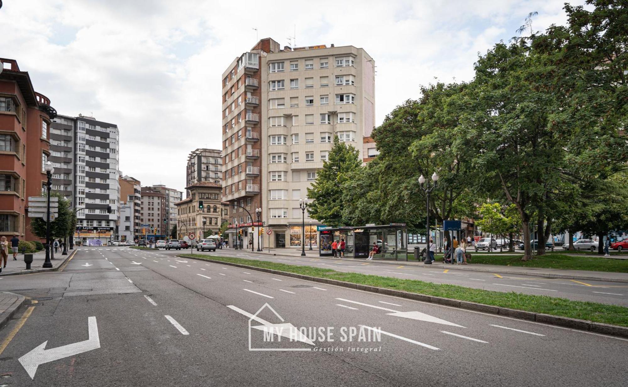 Amplio apartamento con vistas en pleno centro Gijón Exterior foto